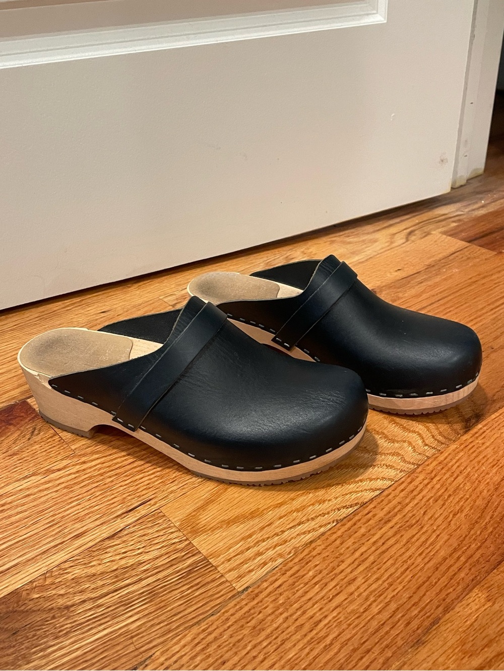 Misha & Puff Haga Toffel Swedish Clog in Navy